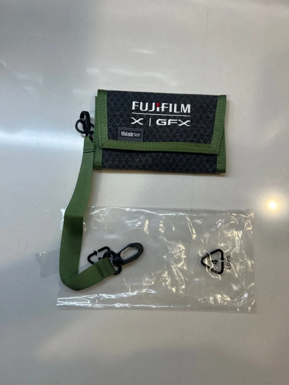 Fujifilm Black and Green Camera Accessory Pouch with Strap NWT - Picture 2 of 9